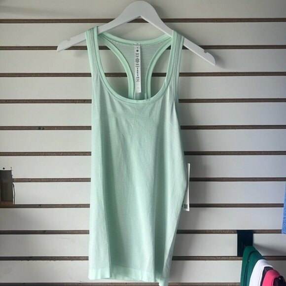 Swiftly Tech Racerback Tank Top 2.0 - Mint Green - Picture 5 of 7